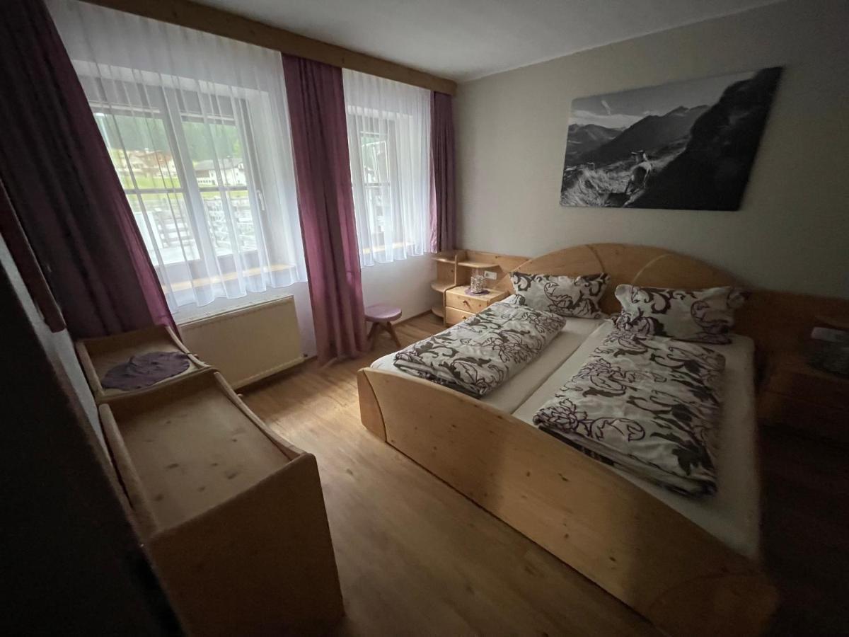 Auenhof Apartment Gschnitz ภายนอก รูปภาพ