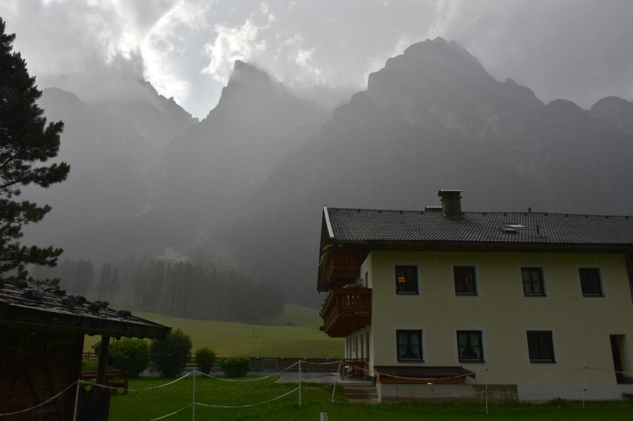 Auenhof Apartment Gschnitz ภายนอก รูปภาพ