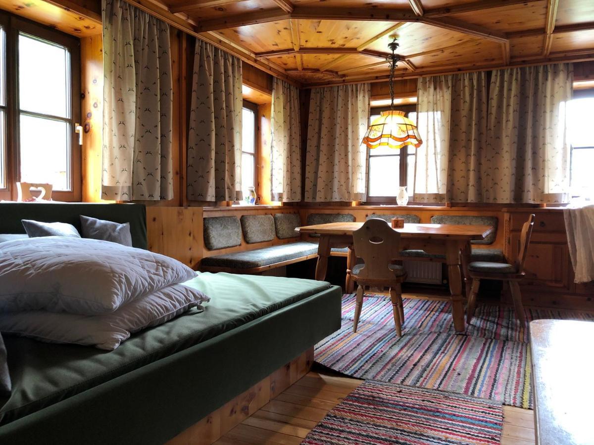 Auenhof Apartment Gschnitz ภายนอก รูปภาพ